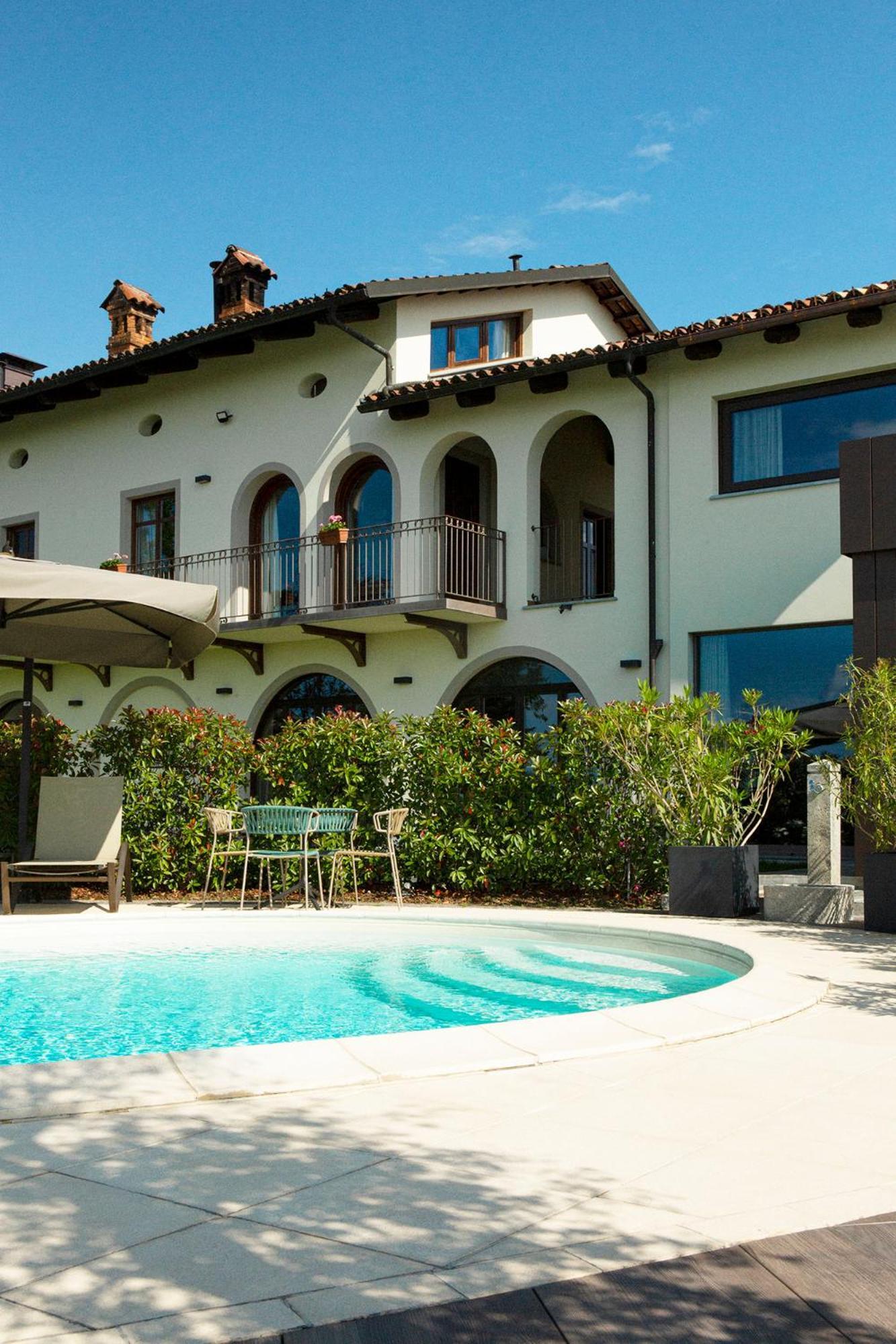 Coltivare Agrirelais La Morra Exterior photo